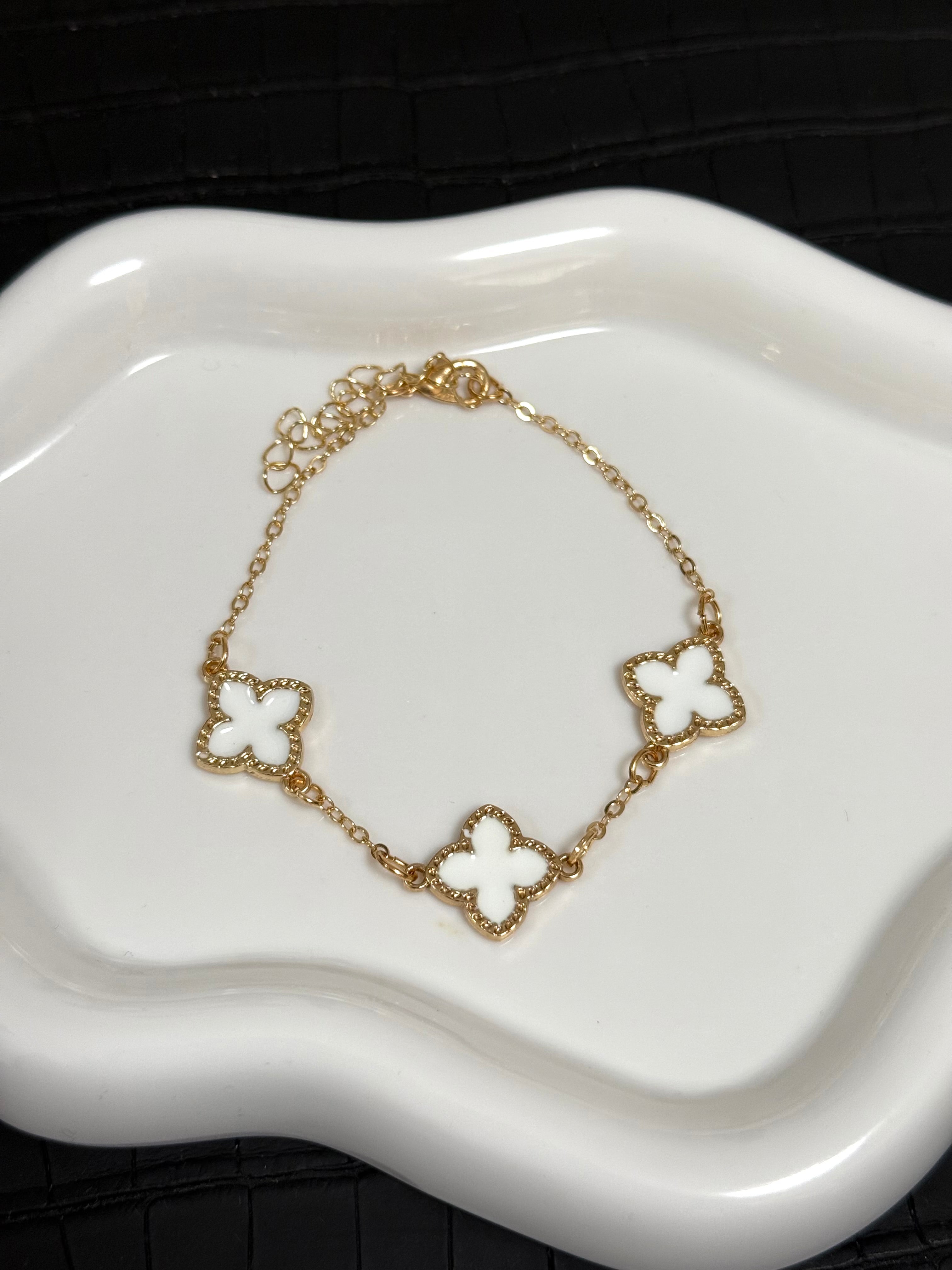 White Clover Gold Bracelet