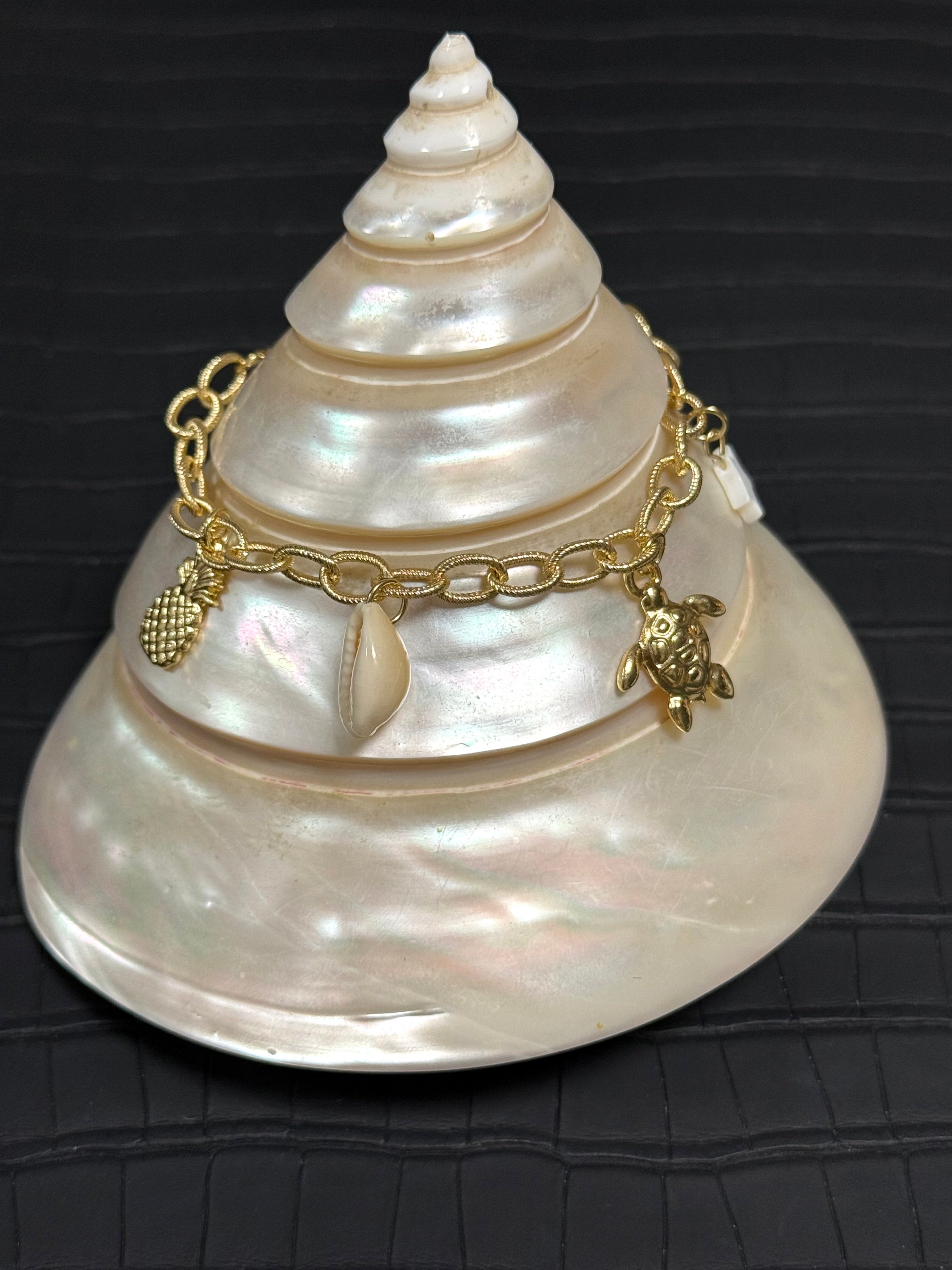 Cutie Turtle Bracelet