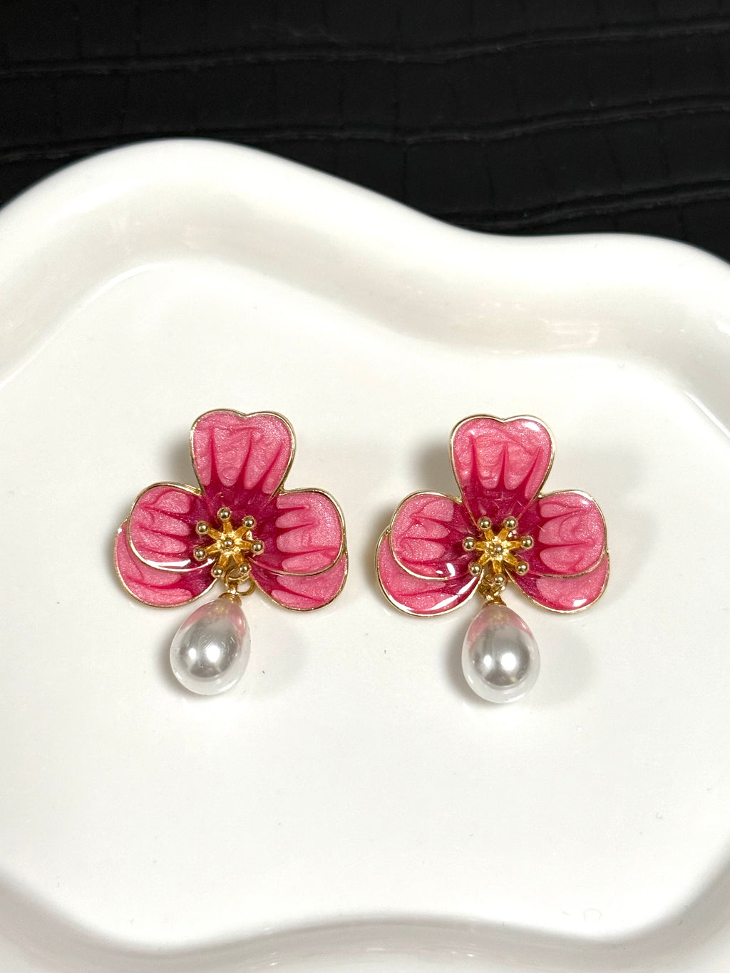 Pink Flower Pearl Earrings