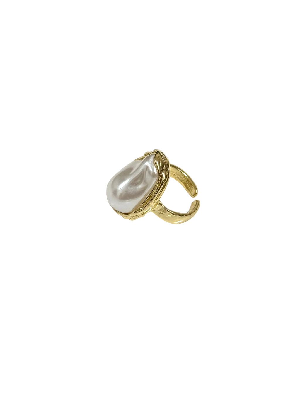 Gold Baroque Pearl Ring