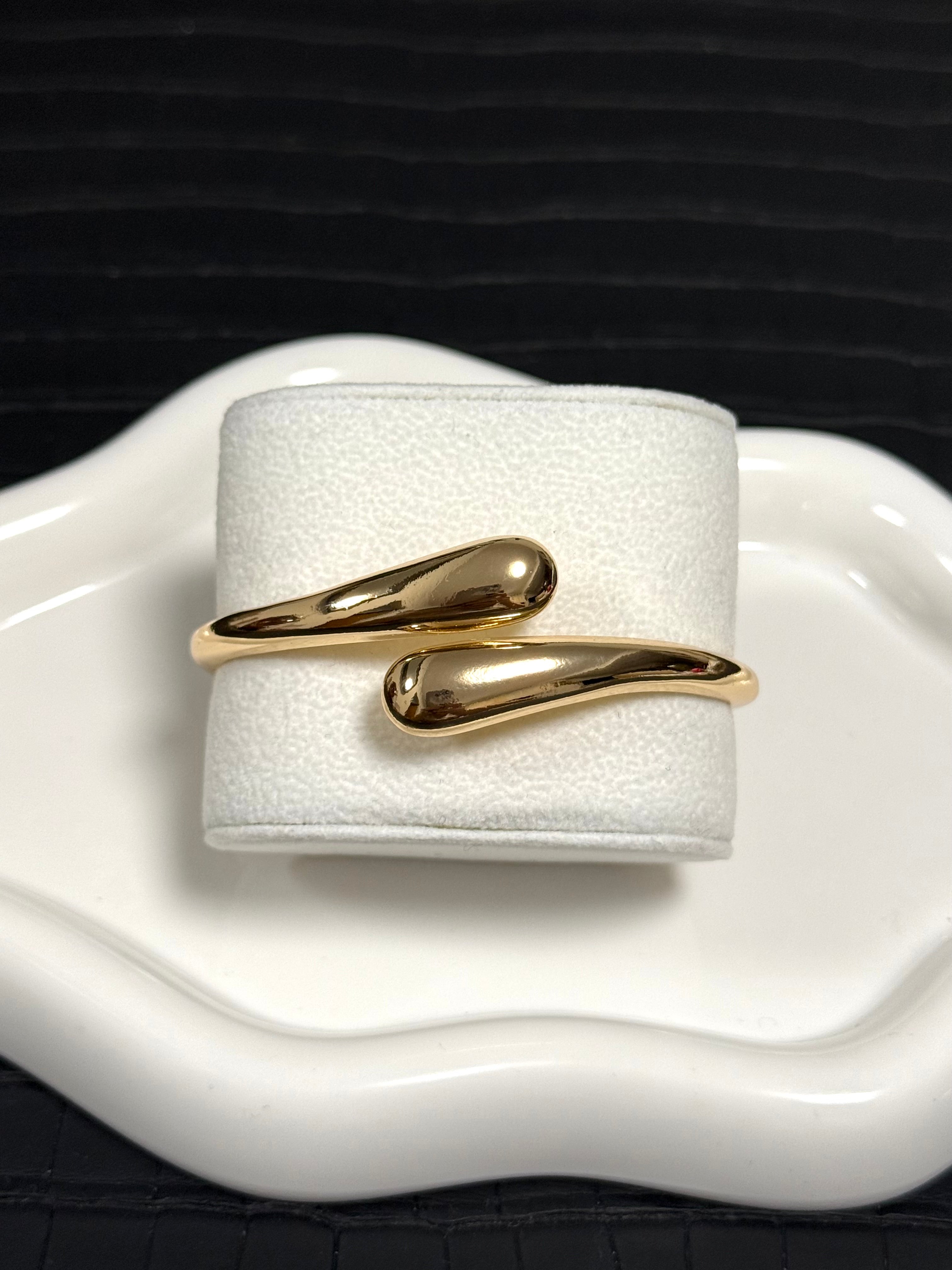 Gold Curve Bangle Bracelet