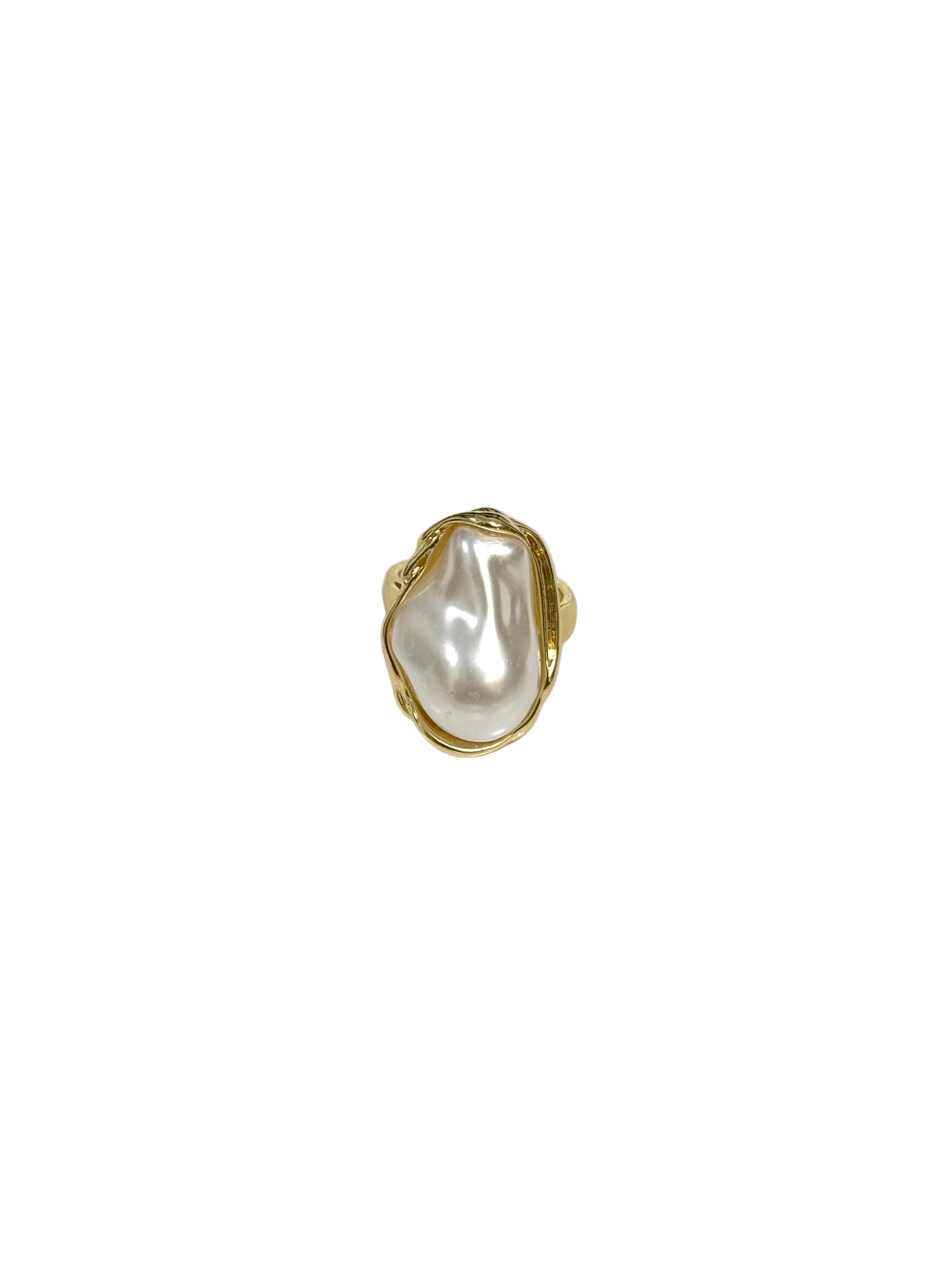 Gold Baroque Pearl Ring